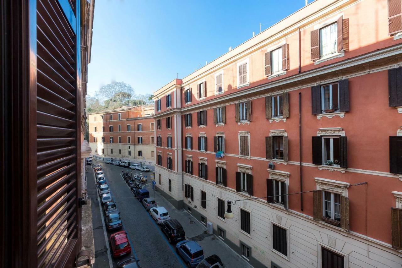 Boutique Domus Trastevere Bertani Рим Екстериор снимка